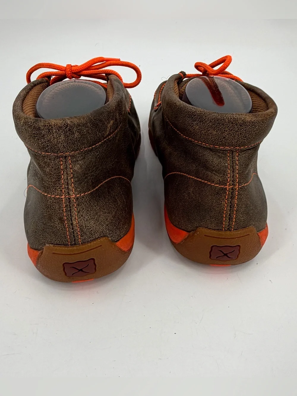 Twisted X Chukka Driving Moc Shoe Men's 9.5 M Brown Leather Orange Laces MDM0019